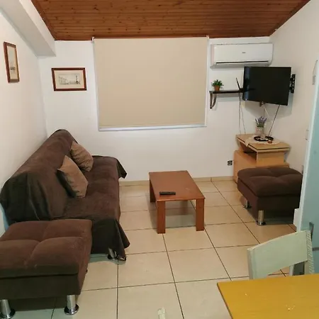 Strovolos Apartment *